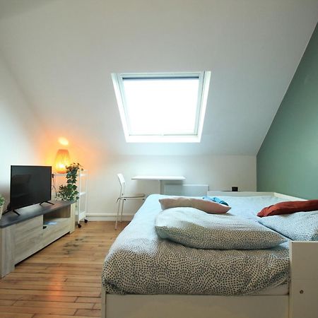 Disponible - Appartement Entier - 10Mn Rer B Aeroport Cdg - Paris Gare Du Nord, T11 Express, Le Bourget, Tout Equipe, Netflix Gratuit, 3 Personnes, 4Eme Etage, Escaliers, Parc Des Expositions, Parking Rue Gratuit Apres 19H Drancy Eksteriør billede