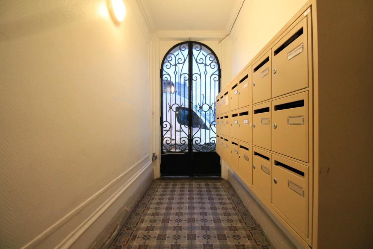 Disponible - Appartement Entier - 10Mn Rer B Aeroport Cdg - Paris Gare Du Nord, T11 Express, Le Bourget, Tout Equipe, Netflix Gratuit, 3 Personnes, 4Eme Etage, Escaliers, Parc Des Expositions, Parking Rue Gratuit Apres 19H Drancy Eksteriør billede