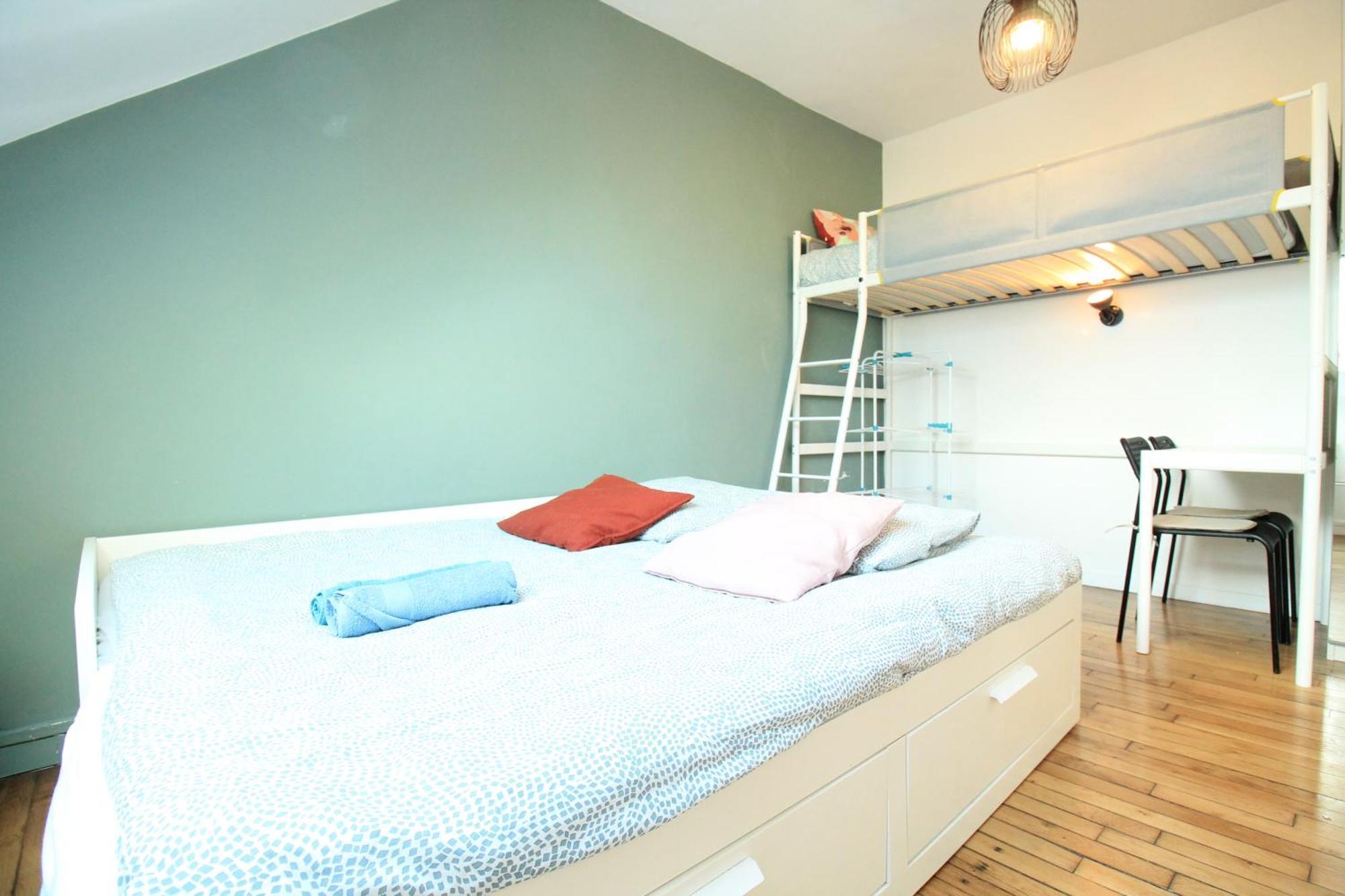 Disponible - Appartement Entier - 10Mn Rer B Aeroport Cdg - Paris Gare Du Nord, T11 Express, Le Bourget, Tout Equipe, Netflix Gratuit, 3 Personnes, 4Eme Etage, Escaliers, Parc Des Expositions, Parking Rue Gratuit Apres 19H Drancy Eksteriør billede